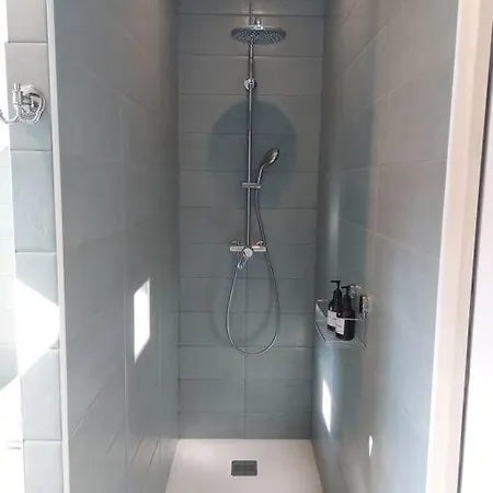 La Cigogne, Moderne, Spacieux Et Bien Place Casa de Férias *