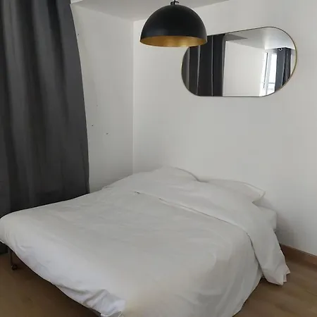 La Cigogne, Moderne, Spacieux Et Bien Place Casa de Férias