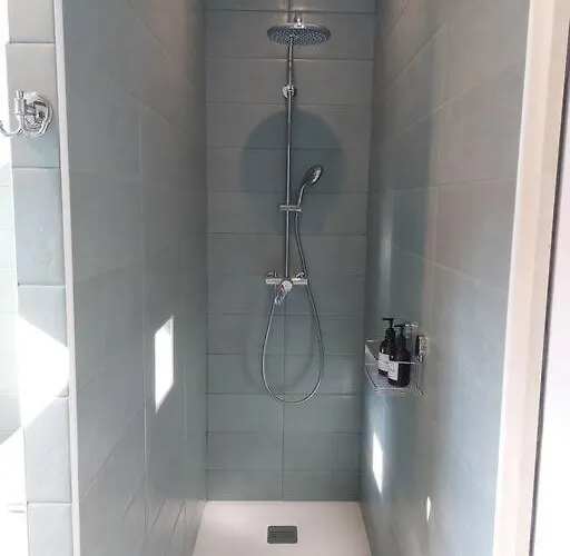 La Cigogne, Moderne, Spacieux Et Bien Place 펜션 *